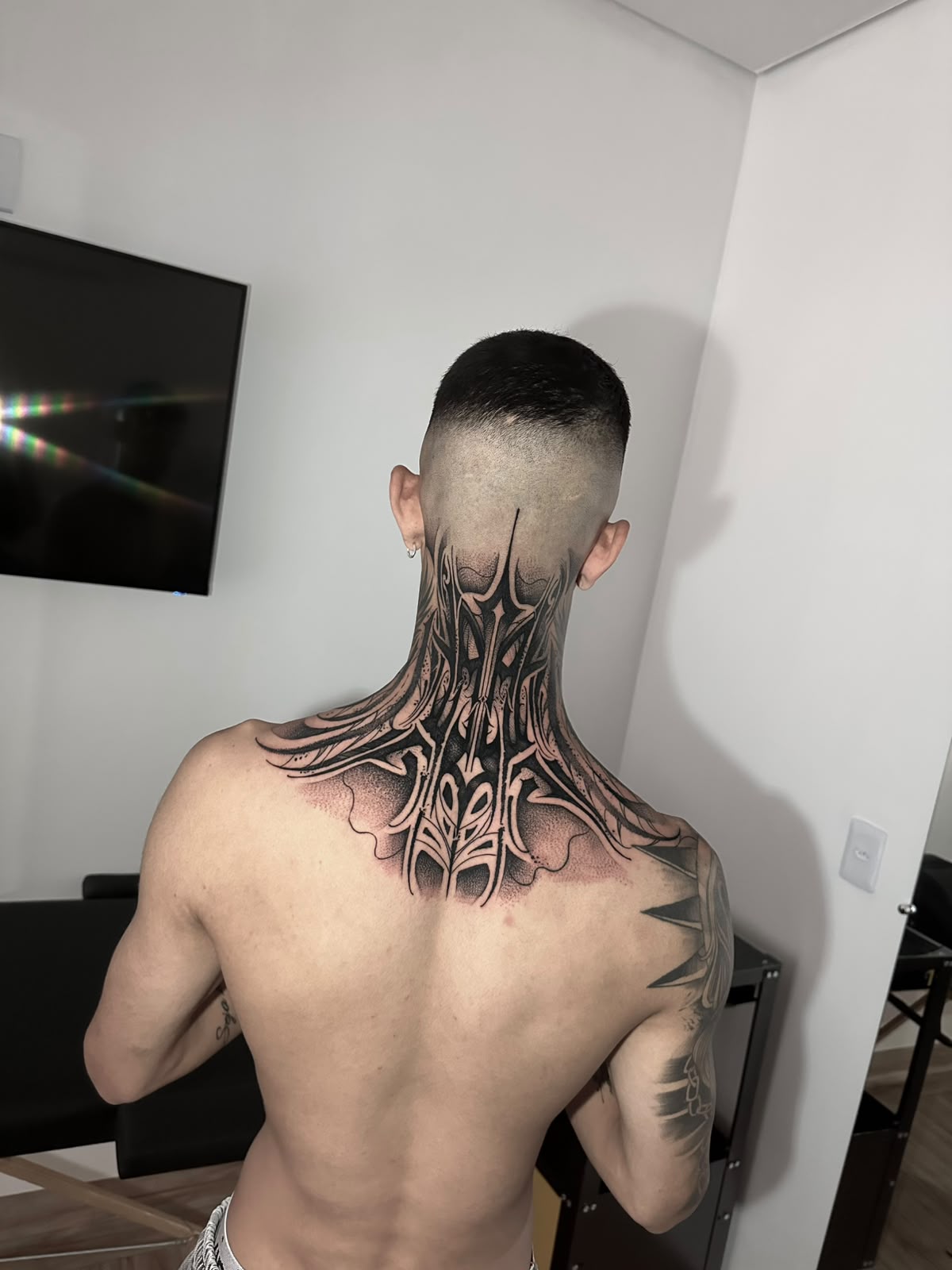 Tatuagem floral realizada na Conceito Tattoo